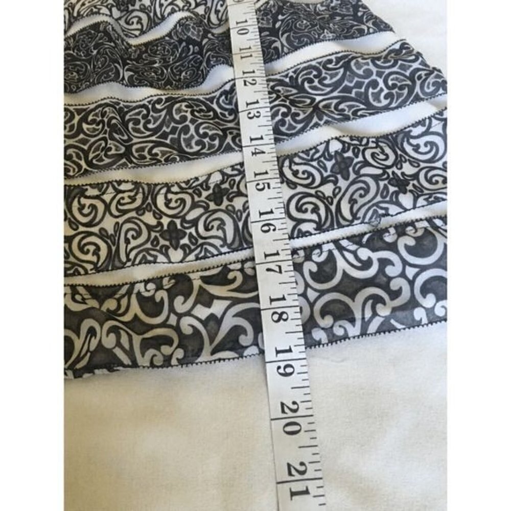 White House Black Market Skirt Size XXS Tiered Ruffle Black White Elastic Waist - Picture 11 of 11